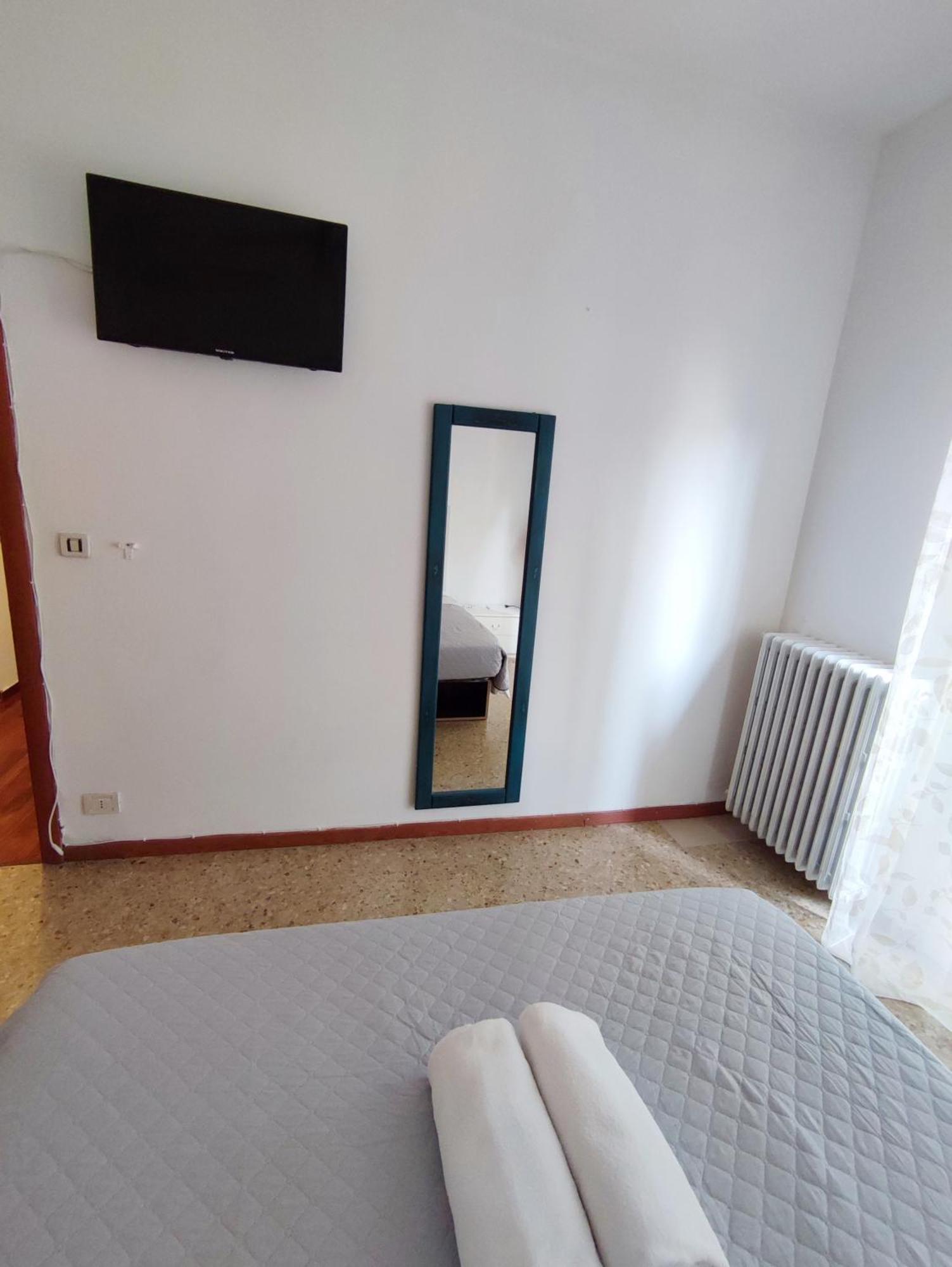 Le Golosine Fiera Rooms Verona Habitación foto